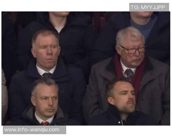 卡里克接任曼联临时主帅索尔斯克亚遭球员反对引发关注